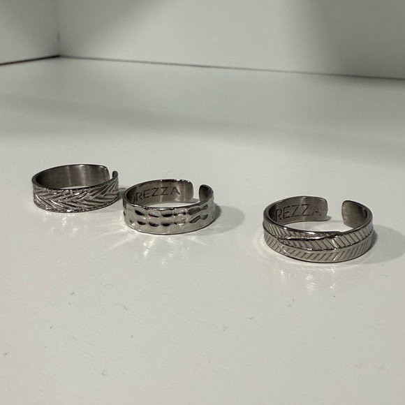 Orezza Silver Textured Men's Rings Set - Picture 2 of 9